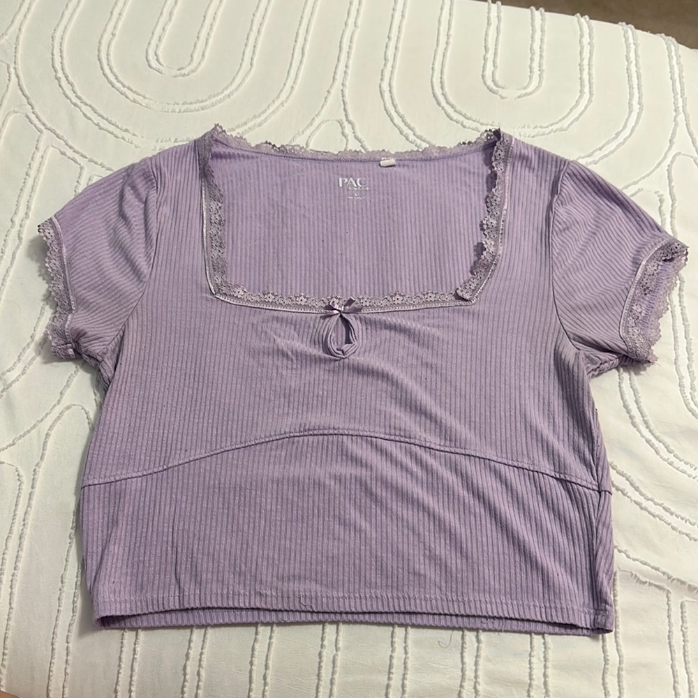 Cute Purple Crop top!